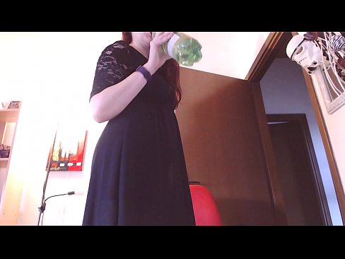 ❤️ Pokorni rob koji voli prljave i sočne gaćice prisiljen je masturbirati nakon što pogleda ovaj video! Seks u pornografiji hr.pornodil.ru ☑