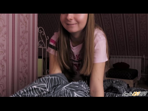 ❤️ Blondie duboko siše svog BFF-a i dobiva spermu u usta Seks u pornografiji hr.pornodil.ru ☑